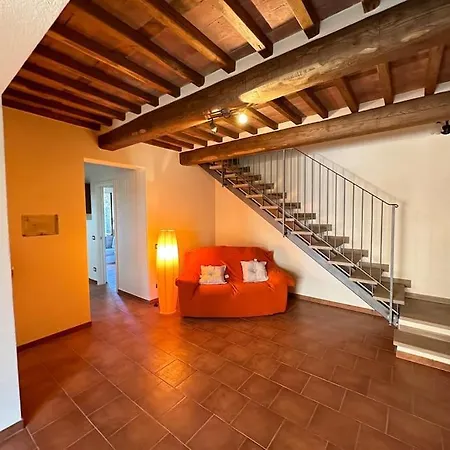 Arancio B * لوكا